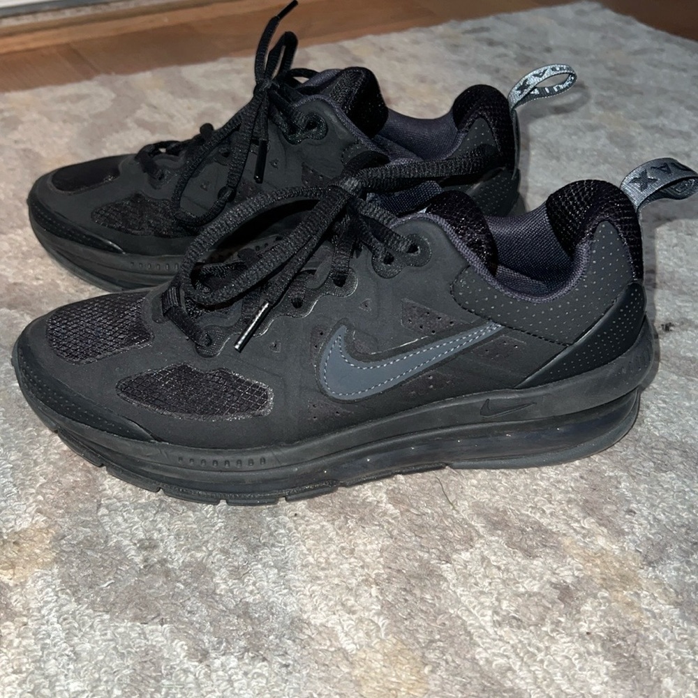 Nike air max